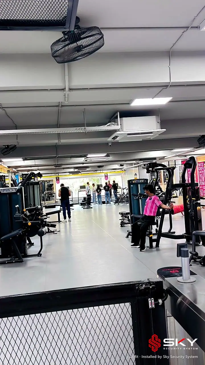 Training floor at the cult.fit site. Security and ELV work by Sky Security System.