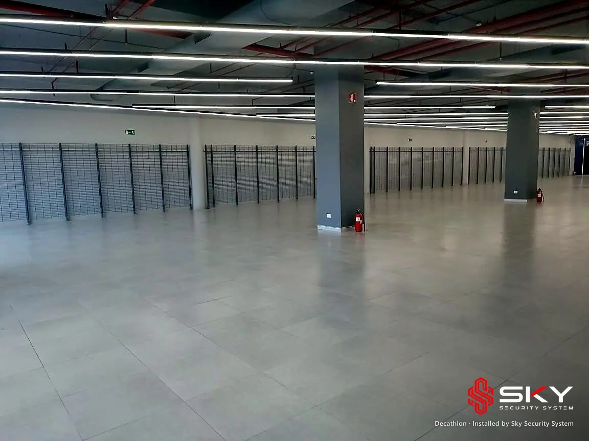 Store floor before opening at the Decathlon site. Security and ELV work by Sky Security System.