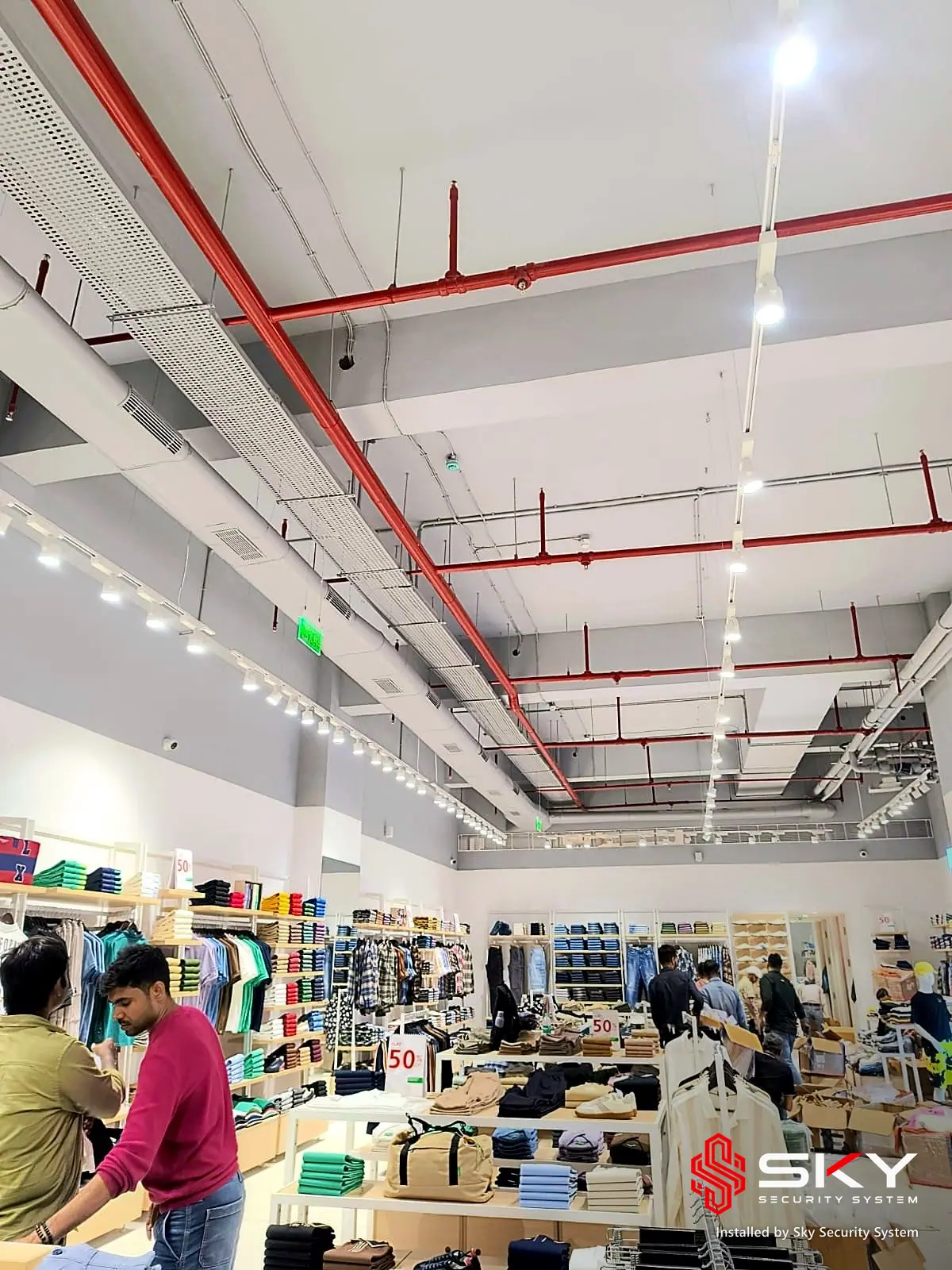 Store floor at a fashion retail. Security and ELV work by Sky Security System.